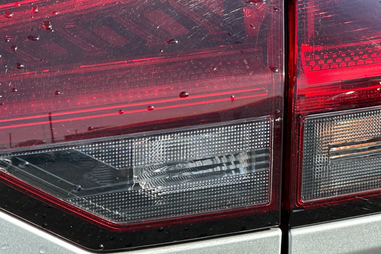 Used 2024 Nissan Rogue S image 48