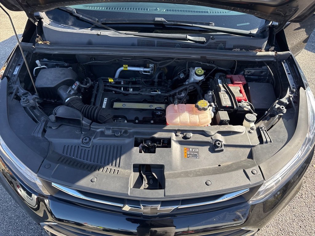 Certified 2021 Chevrolet Trax LT w/ Driver Confidence Package image 30