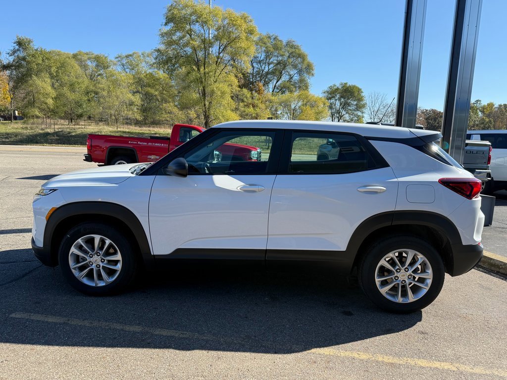 Certified 2024 Chevrolet TrailBlazer LS image 2