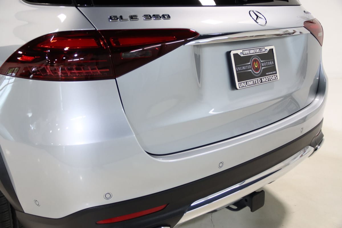 Used 2025 Mercedes-Benz GLE 350 4MATIC w/ Winter Package image 75