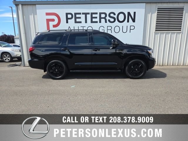 Used 2022 Toyota Sequoia TRD Sport AWD/4WD image 3