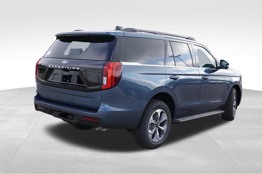 New 2027 Ford Expedition Active AWD/4WD image 3