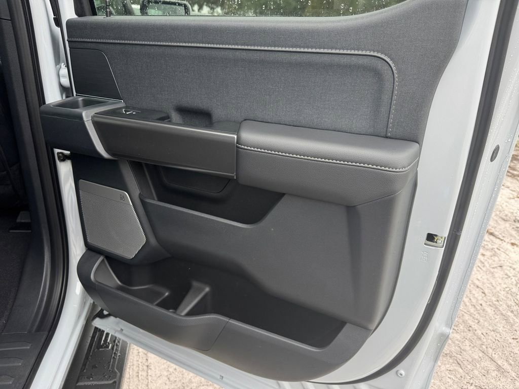 New 2025 Ford F150 Lariat w/ Equipment Group 501A Mid image 23