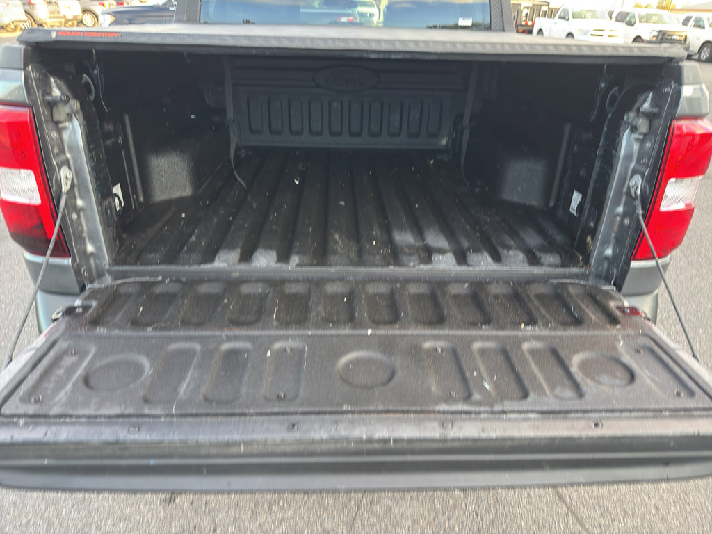 Used 2023 Ford Maverick XLT image 7