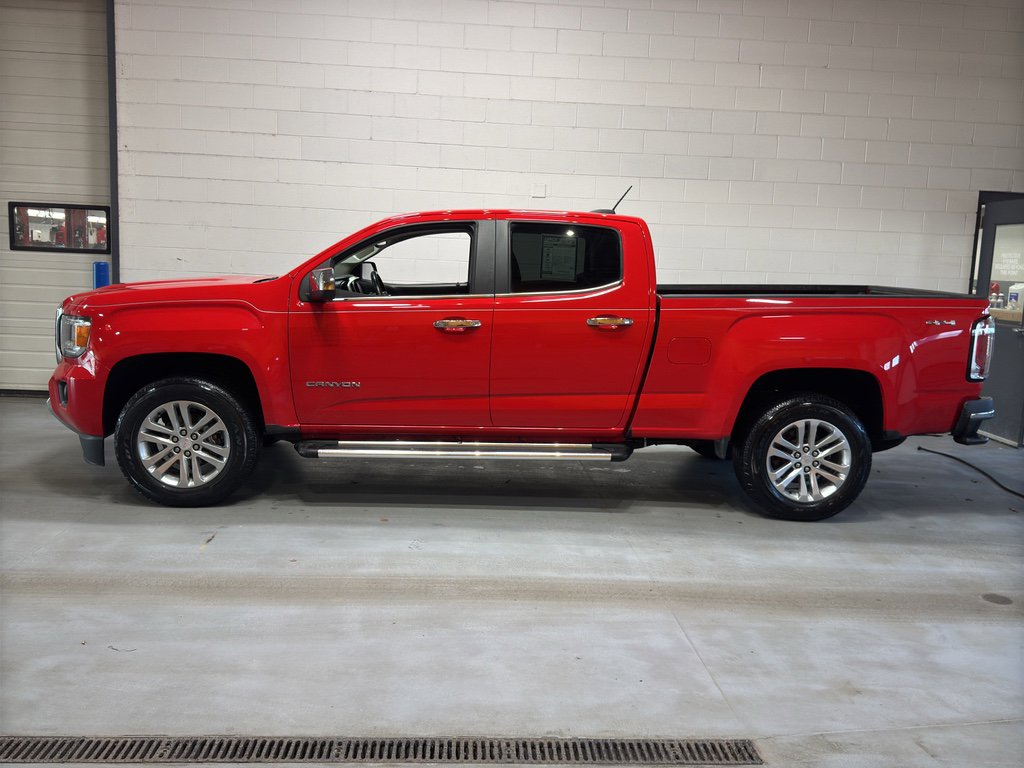 Used 2015 GMC Canyon SLT w/ Driver Alert Package image 2