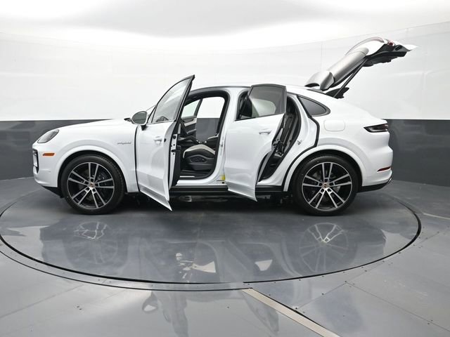 New 2026 Porsche Cayenne E-Hybrid Coupe image 30