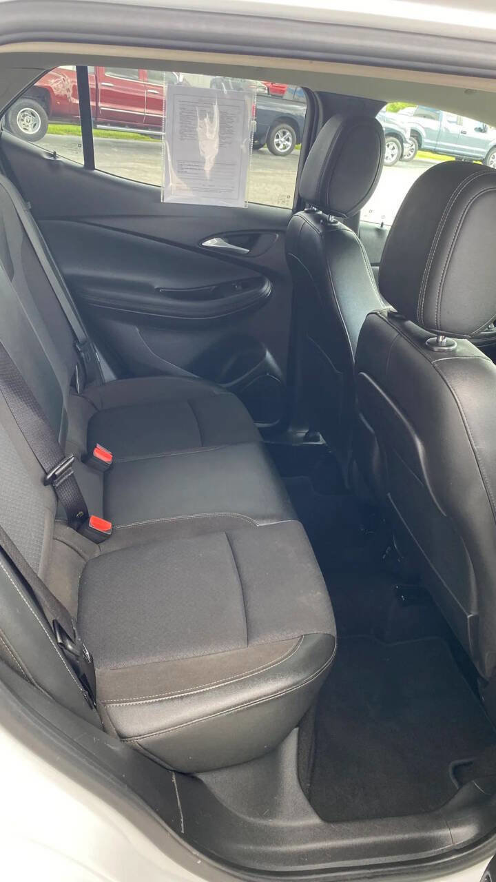 Used 2020 Buick Encore GX Select AWD/4WD image 24