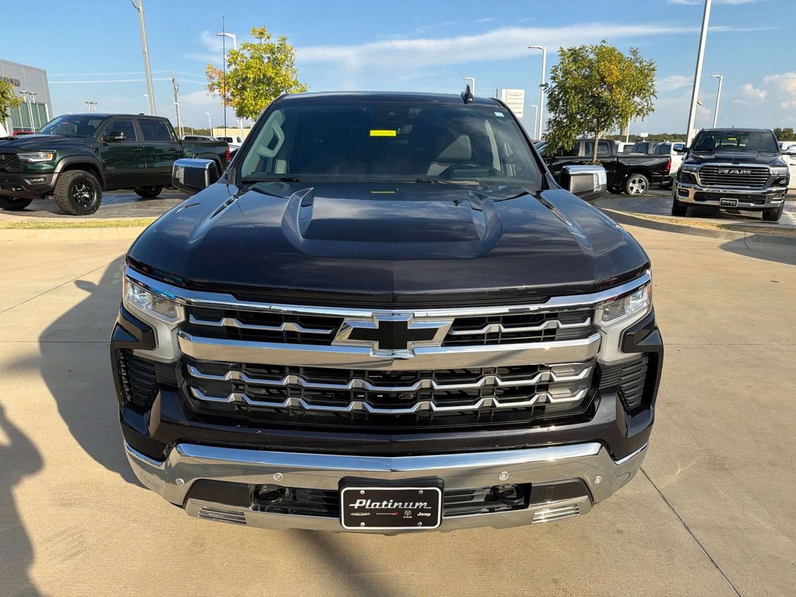Used 2023 Chevrolet Silverado 1500 LTZ w/ LTZ Premium Texas Edition AWD/4WD image 8