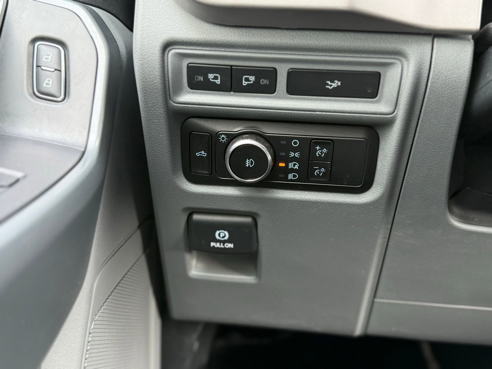 Used 2023 Ford F150 XLT w/ Equipment Group 302A High image 17