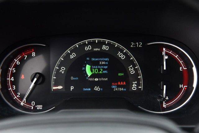 Used 2025 Toyota RAV4 XLE image 12