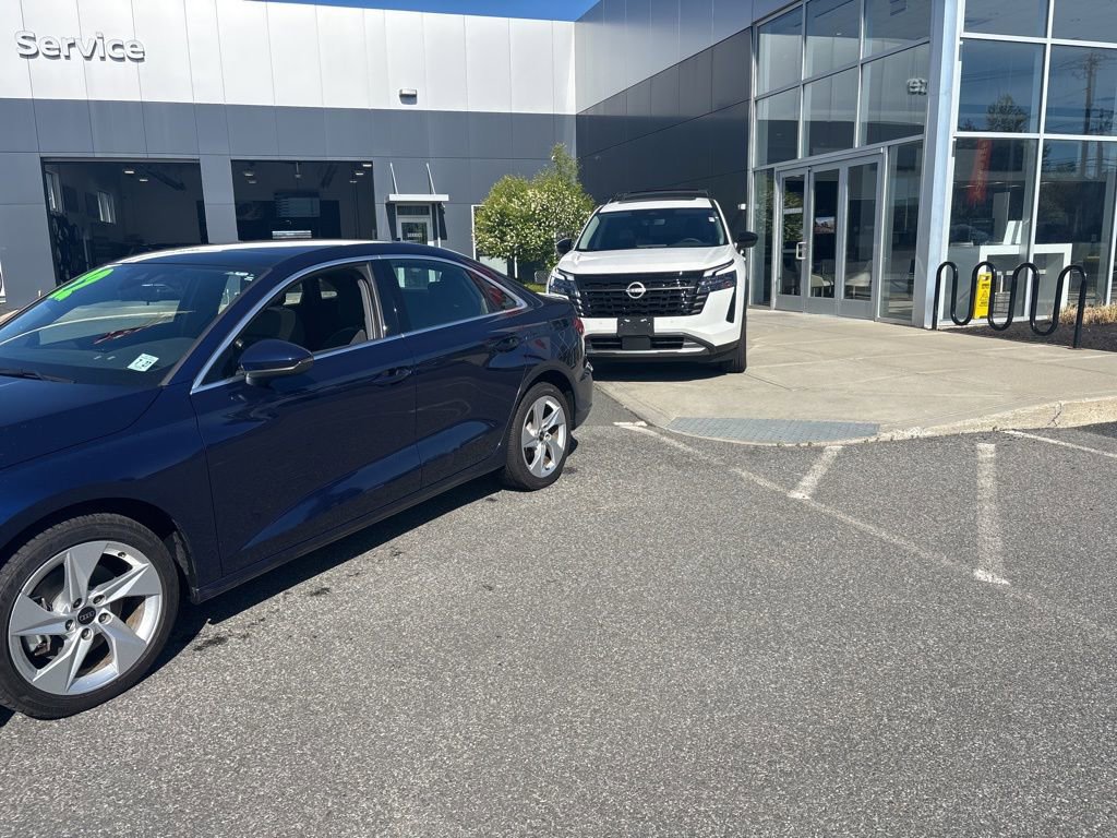 Used 2022 Audi A3 2.0T Premium FWD image 3