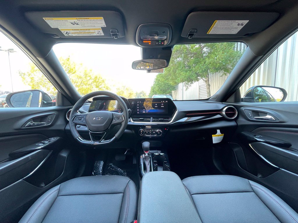 New 2026 Chevrolet Trax RS w/ Driver Confidence Package FWD image 29