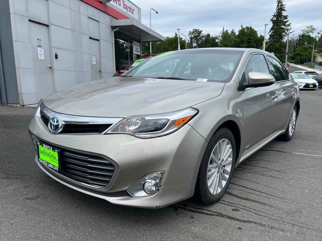 Used 2014 Toyota Avalon XLE Touring FWD image 1