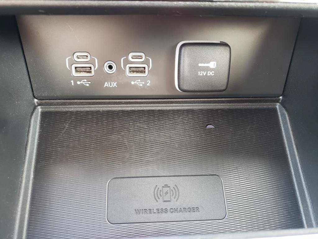Certified 2023 Jeep Grand Cherokee Laredo w/ Luxury Tech Group I AWD/4WD image 18