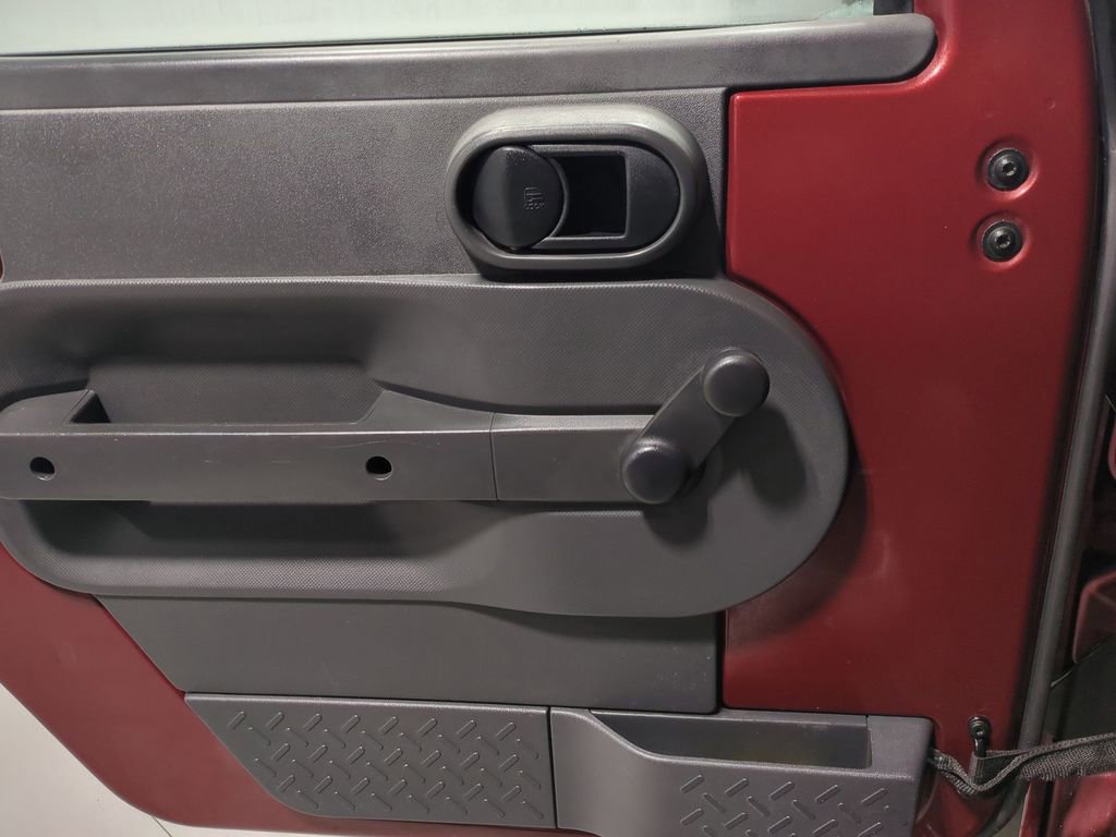 Used 2010 Jeep Wrangler Sport image 31