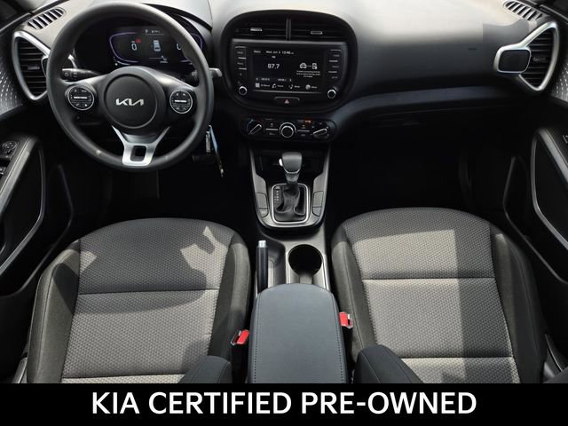Certified 2025 Kia Soul LX w/ LX Technology Package FWD image 15