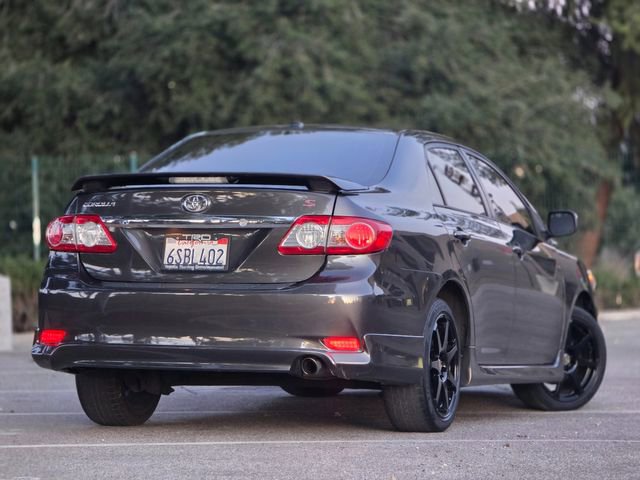 Used 2011 Toyota Corolla S image 10