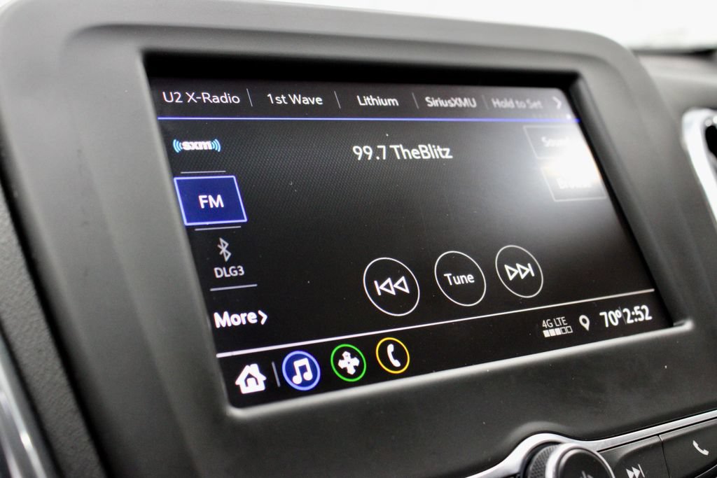 Used 2020 Chevrolet Equinox LT w/ Driver Convenience Package FWD image 3