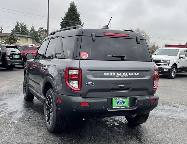 New 2025 Ford Bronco Sport Outer Banks w/ Topo Graphic Package image 3