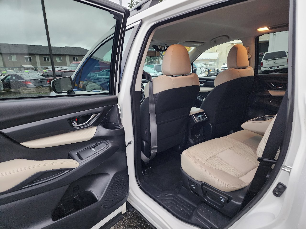 Used 2019 Subaru Ascent Premium image 25