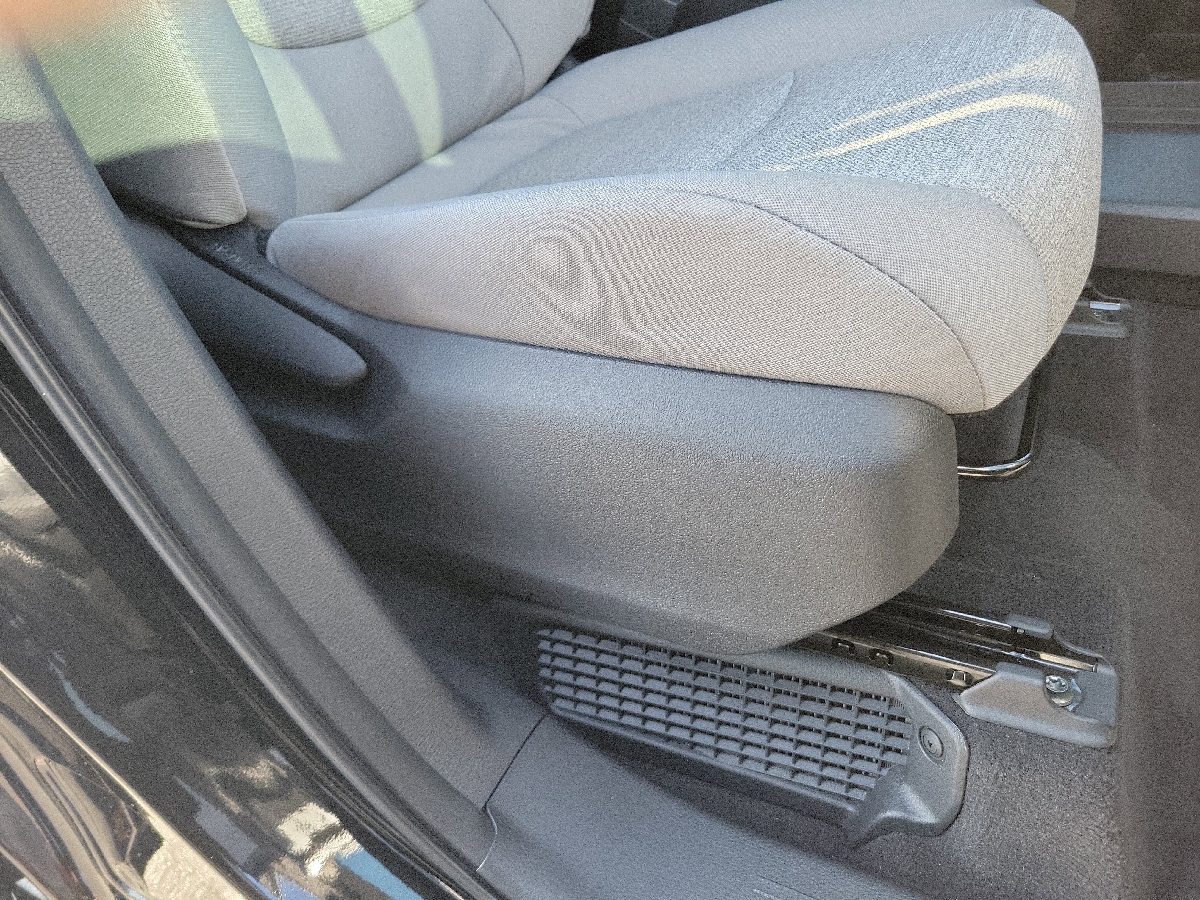 New 2026 Toyota Sienna LE image 28