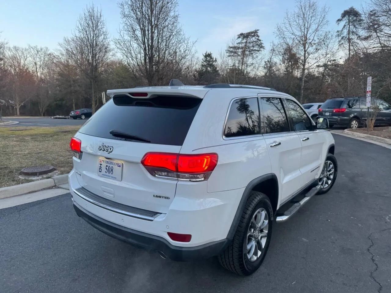 Used 2015 Jeep Grand Cherokee Limited image 10