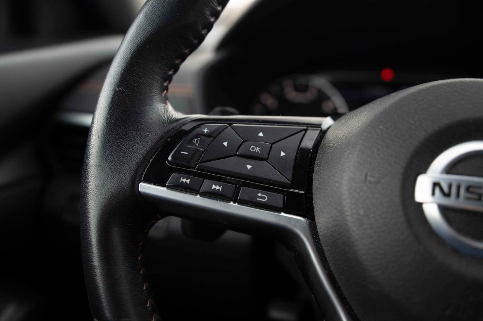 Used 2020 Nissan Altima 2.5 SR image 6