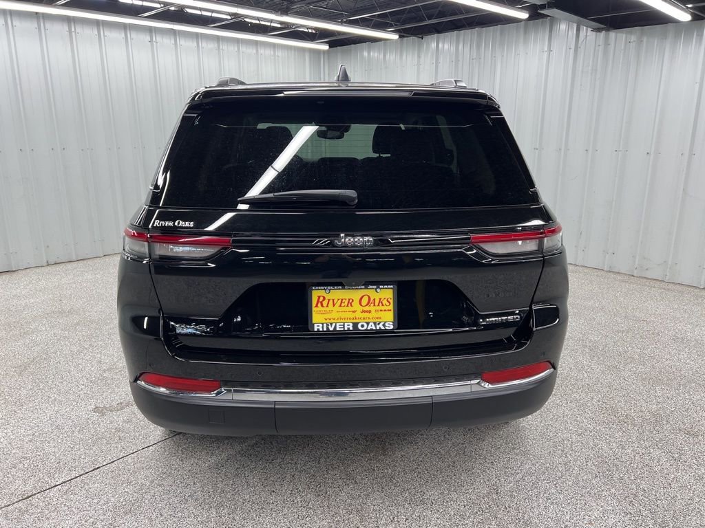 Used 2023 Jeep Grand Cherokee Limited image 5
