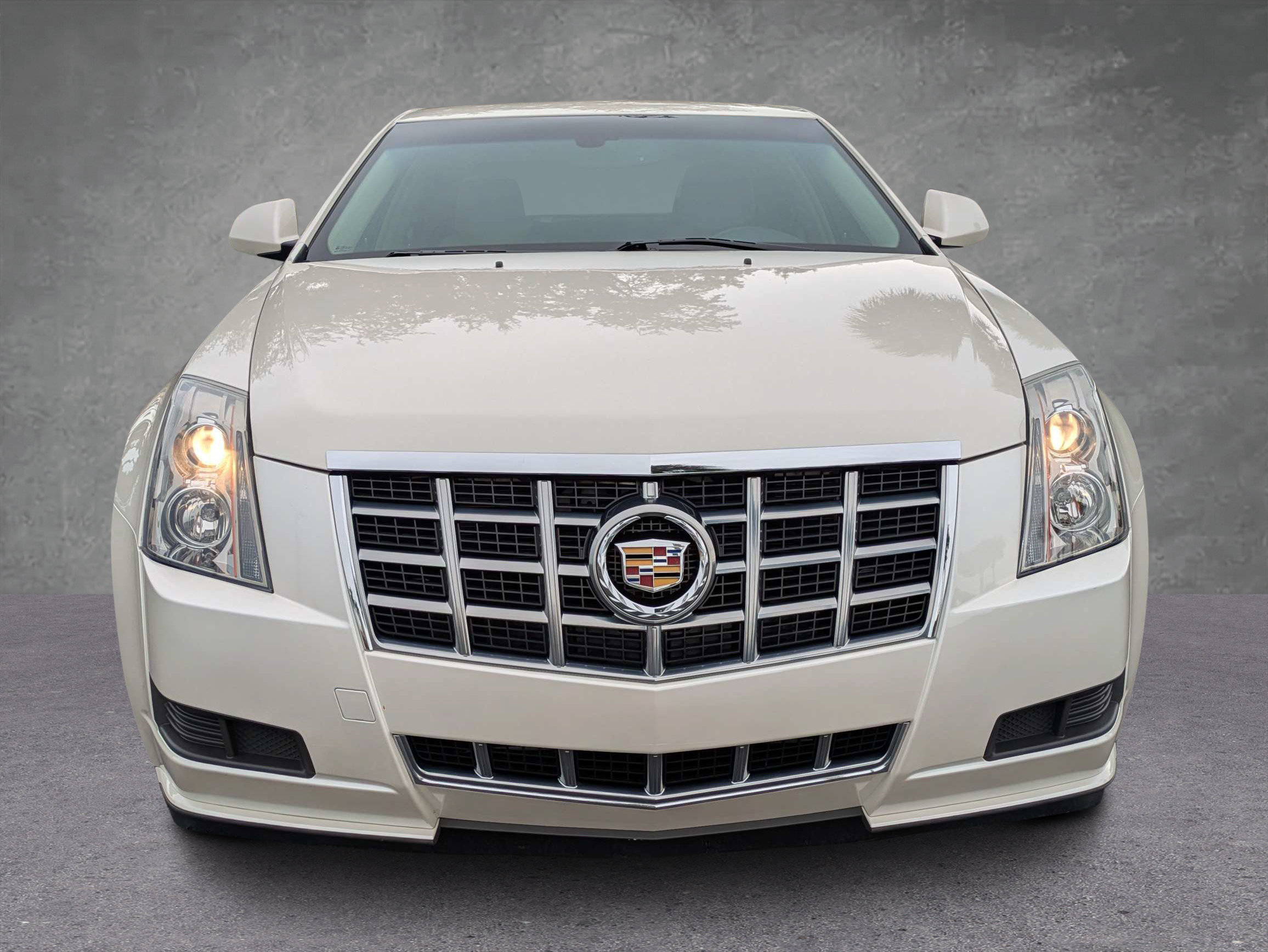 Used 2013 Cadillac CTS Luxury RWD image 6