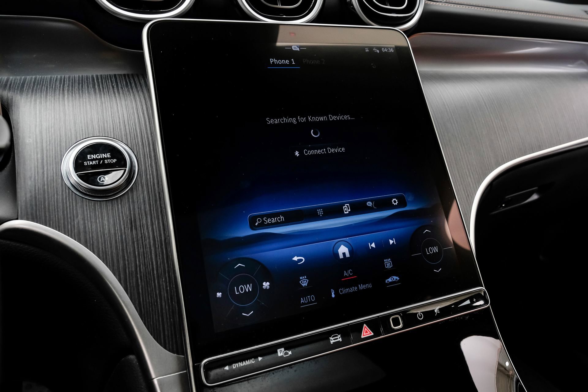 Used 2024 Mercedes-Benz GLC 300 4MATIC image 29