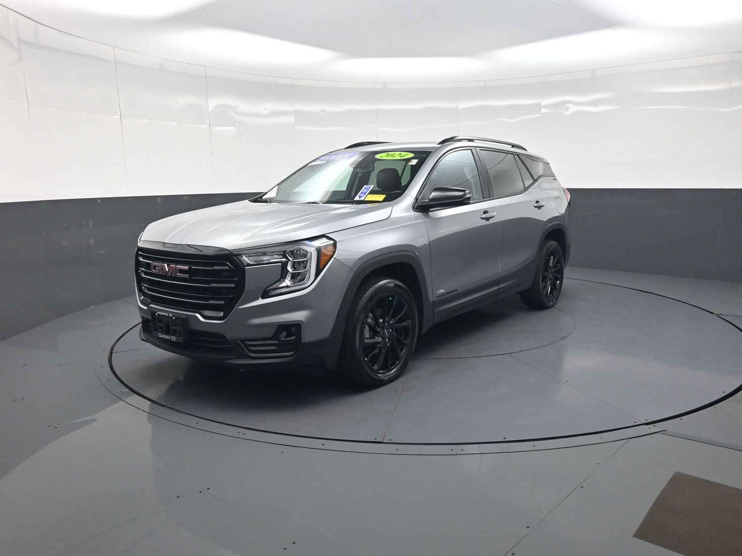 Used 2024 GMC Terrain SLT w/ Elevation Edition AWD/4WD image 7