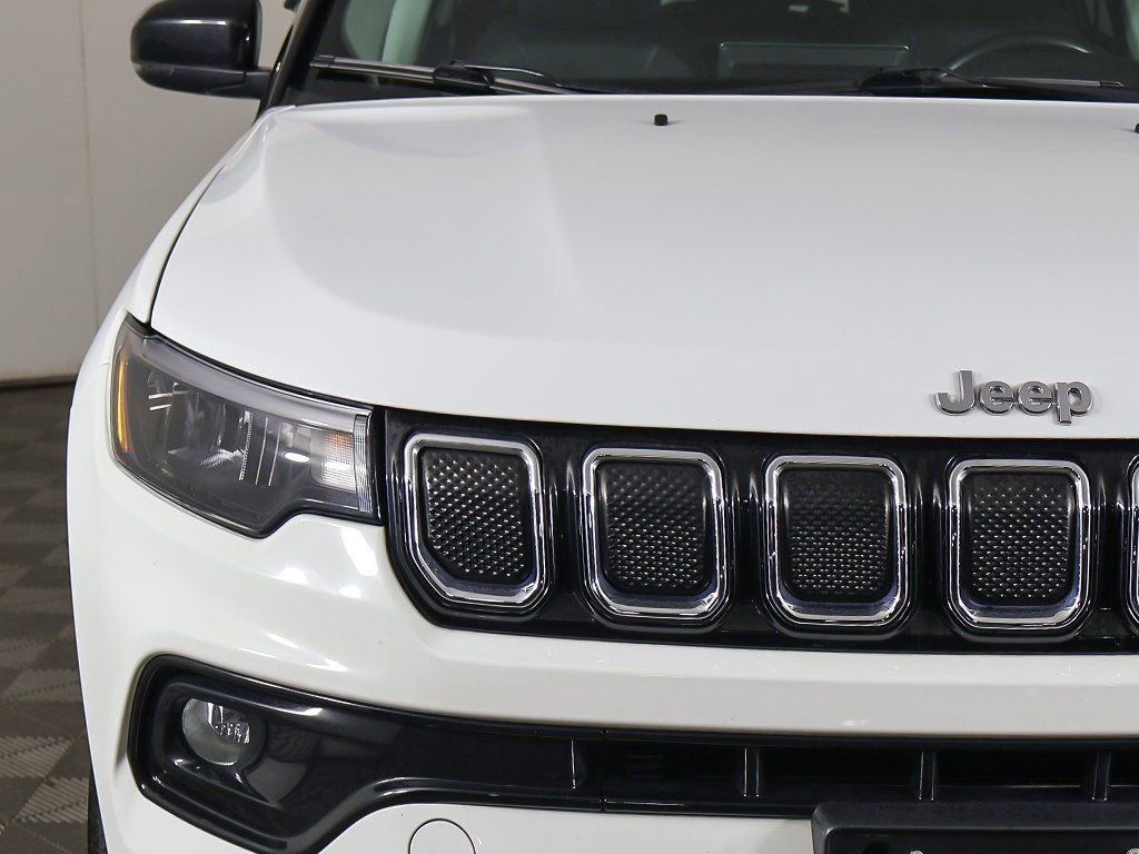 Used 2022 Jeep Compass Limited image 13