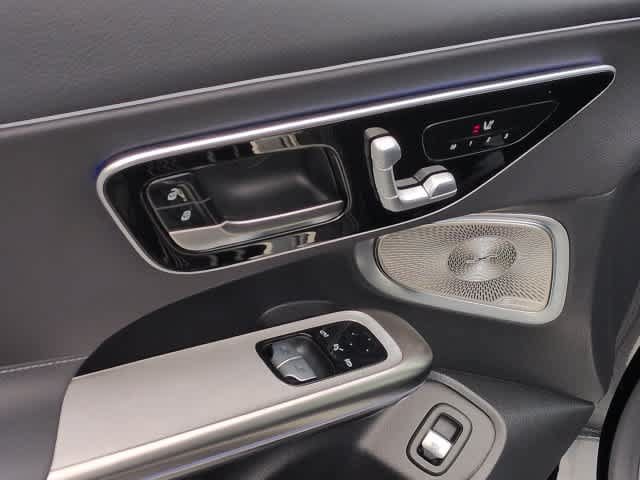 Certified 2026 Mercedes-Benz CLE 300 4MATIC Coupe image 17