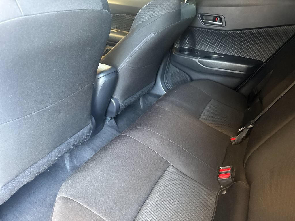 Used 2019 Toyota C-HR LE FWD image 15