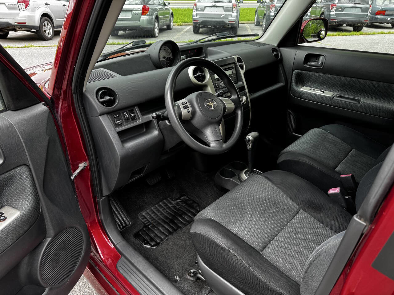 Used 2006 Scion xB image 9