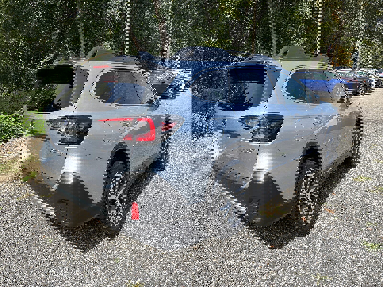 Used 2022 Subaru Outback Limited image 9