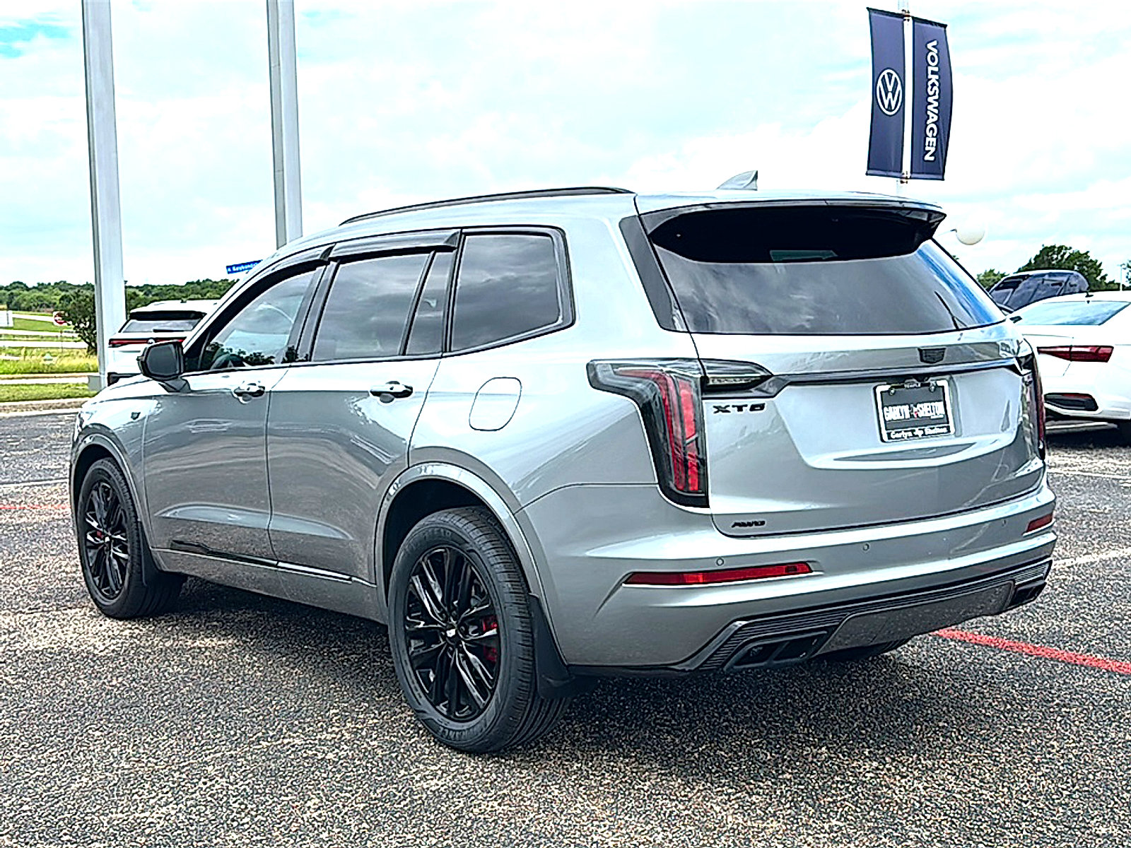 Used 2024 Cadillac XT6 Sport w/ LPO, Floor Liner Package AWD/4WD image 6