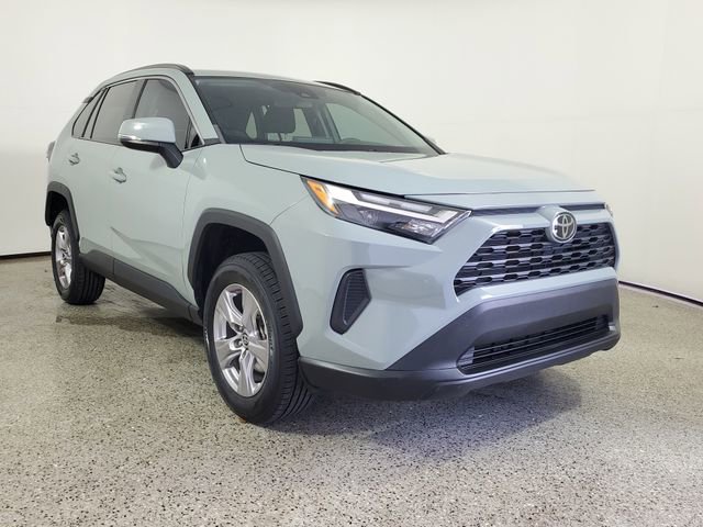 Used 2023 Toyota RAV4 XLE image 4