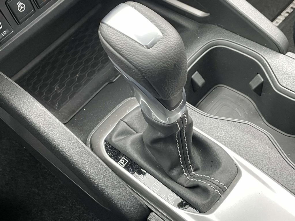 Used 2024 Nissan Frontier SL w/ Technology Package image 30