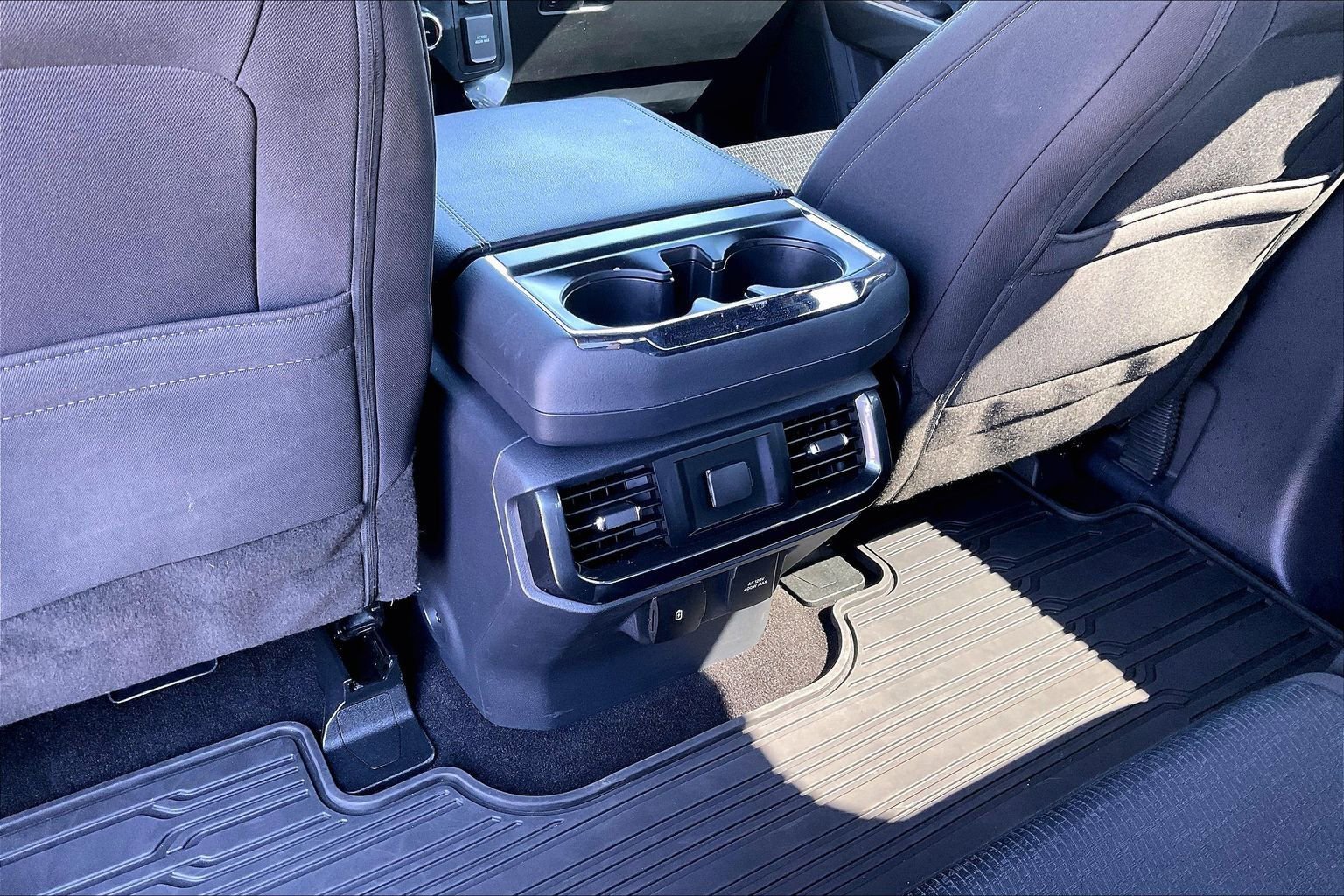 Used 2022 Ford F150 XLT w/ Equipment Group 302A High image 11