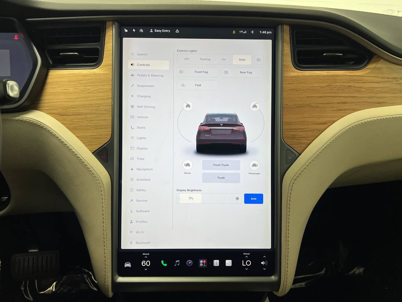 Used 2018 Tesla Model X 75D AWD/4WD image 25