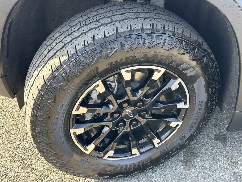 Used 2025 Chevrolet Traverse Z71 w/ Driver Confidence Package image 41