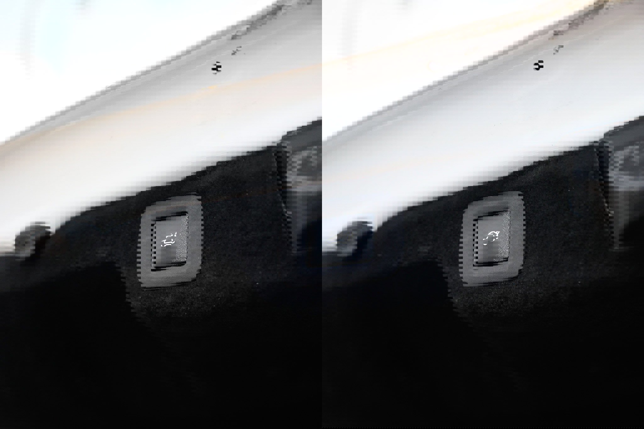 Used 2018 Lexus LS 500 F Sport w/ Accessory Package (Z2) image 60