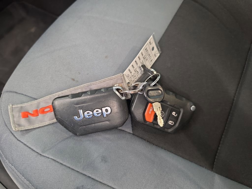 Used 2019 Jeep Wrangler Unlimited Rubicon image 37