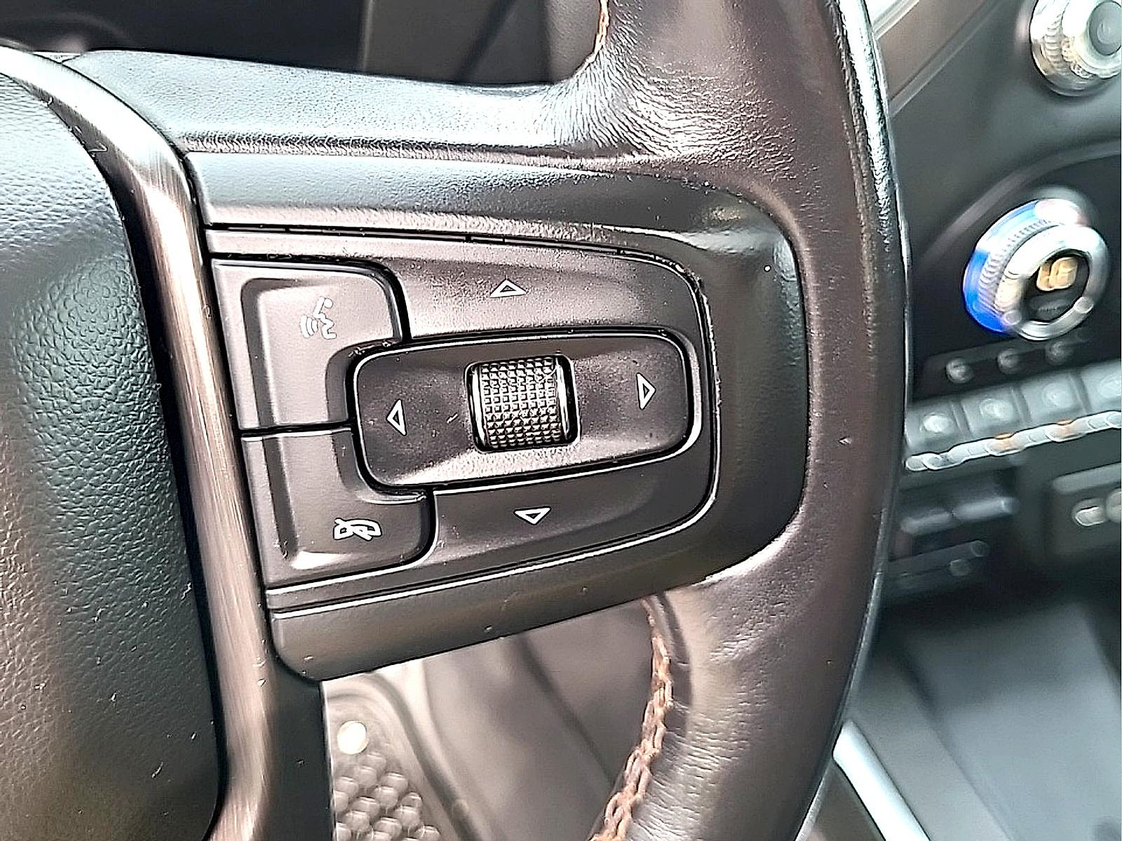 Used 2021 GMC Sierra 1500 AT4 w/ AT4 Premium Package AWD/4WD image 19