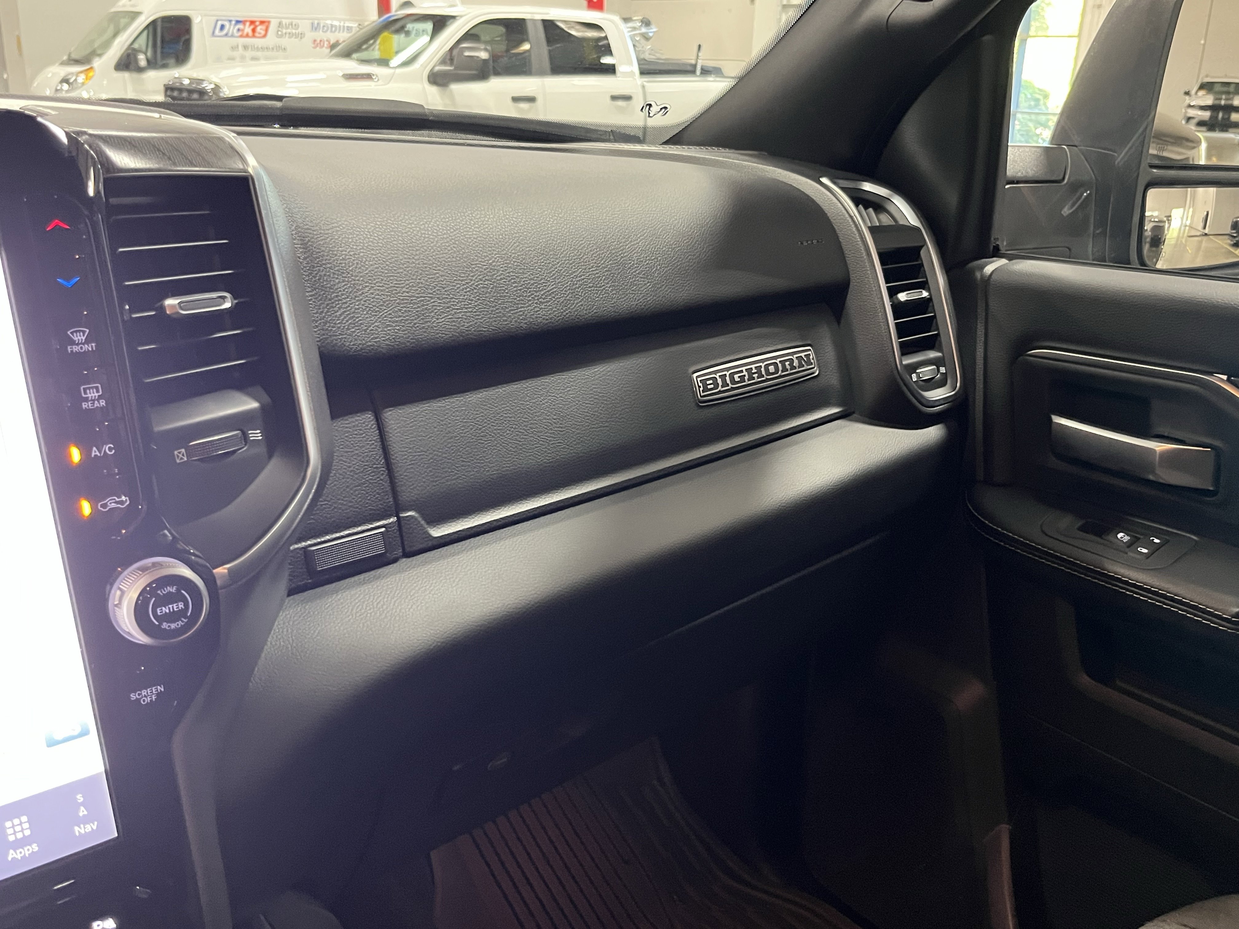 Used 2025 RAM 3500 Big Horn AWD/4WD image 24