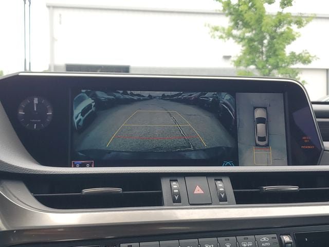 Used 2021 Lexus ES 300h Ultra Luxury w/ Accessory Package FWD image 26