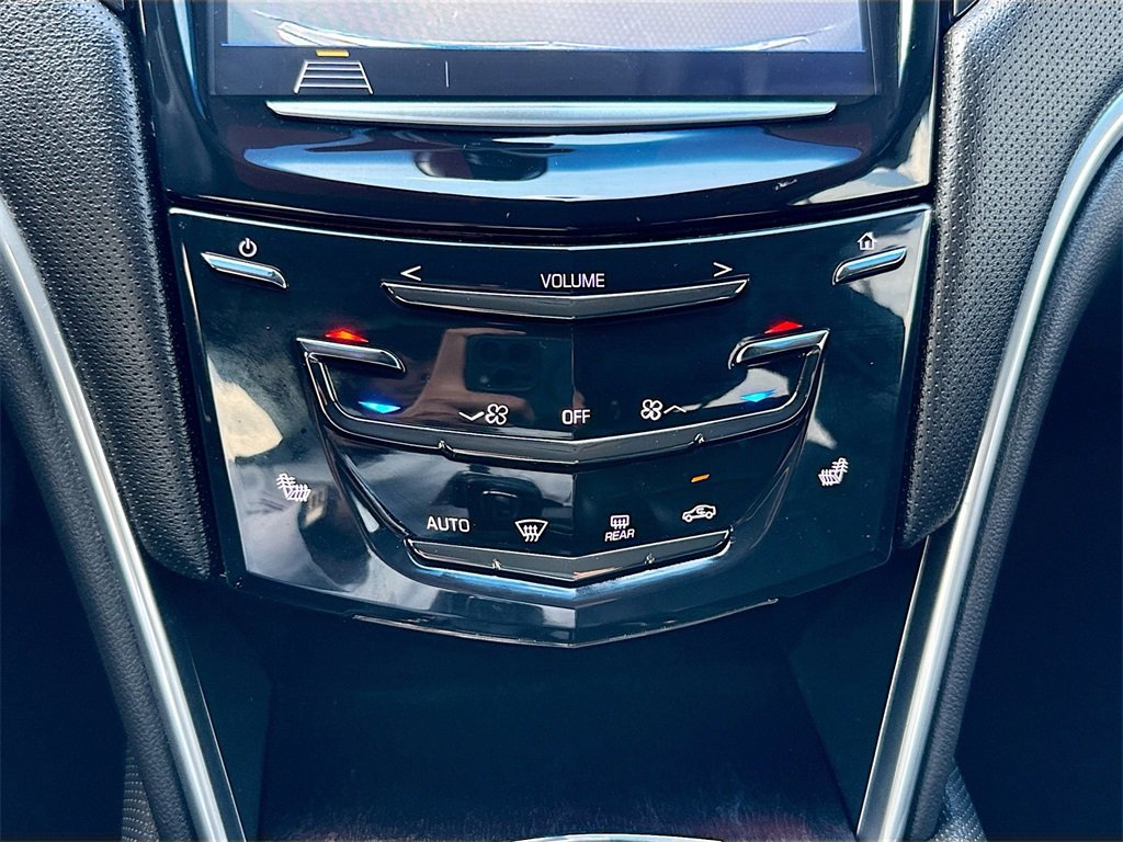 Used 2019 Cadillac XTS Luxury image 17