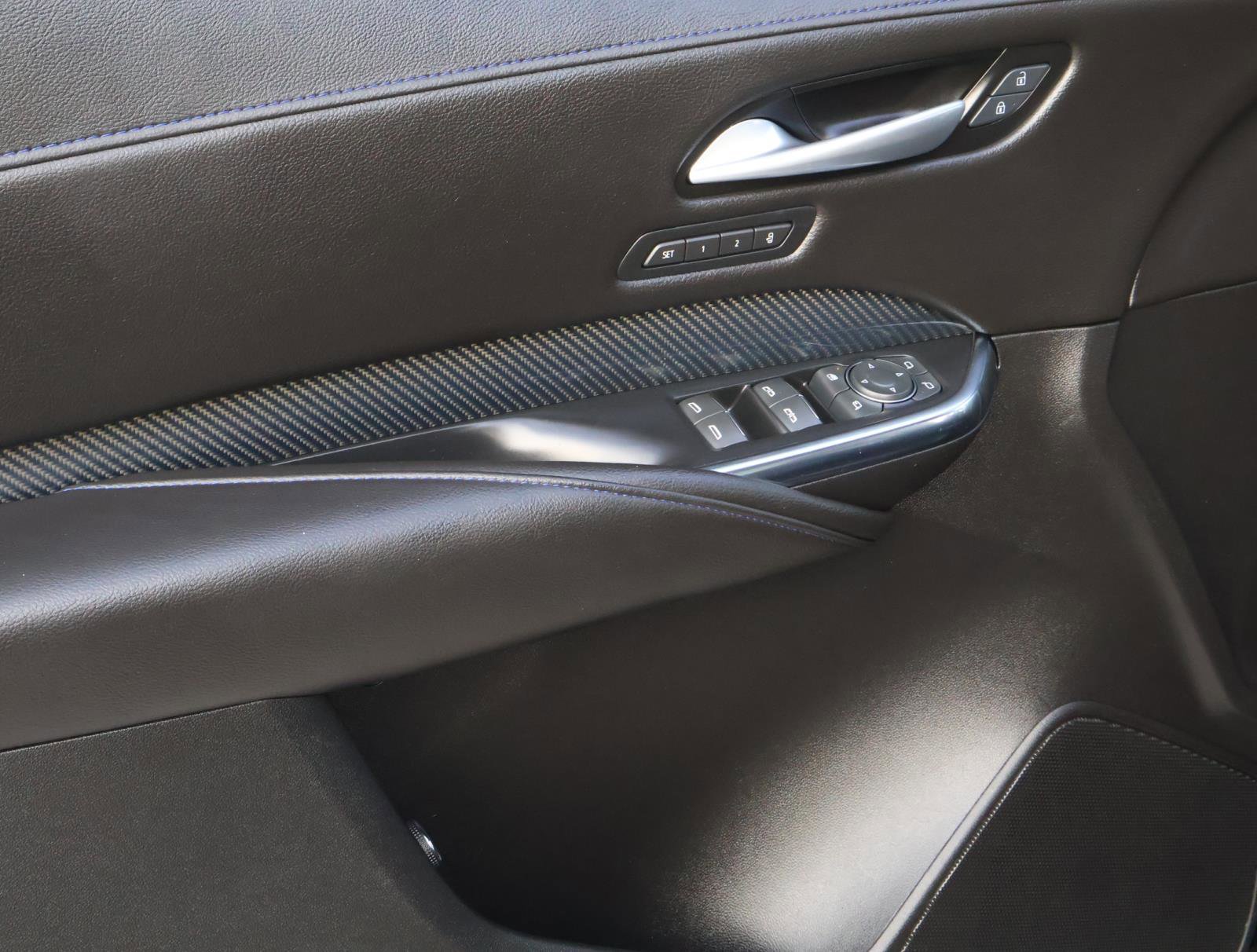 Used 2024 Cadillac XT4 Sport image 16