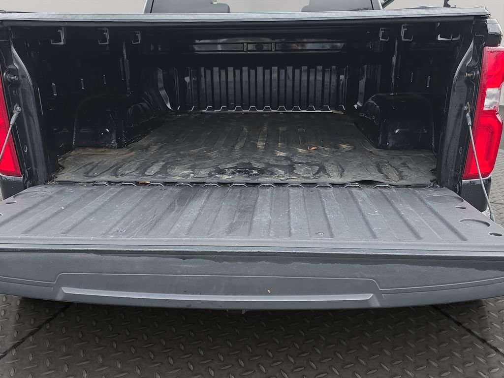 Certified 2019 Chevrolet Silverado 1500 RST image 19